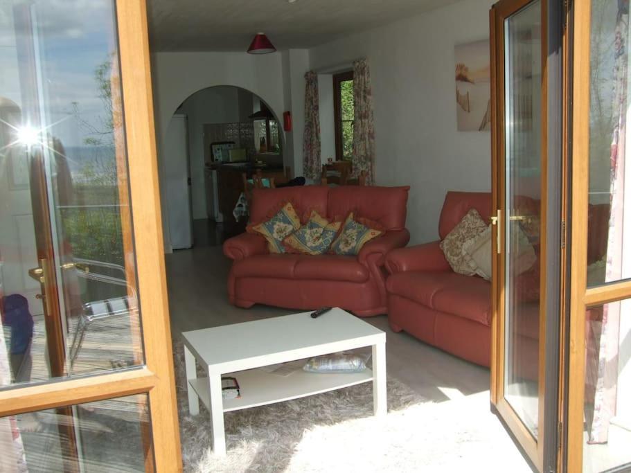 Cottage , Seaside Views, Quiet Beach, Awesome View Pendine Eksteriør bilde