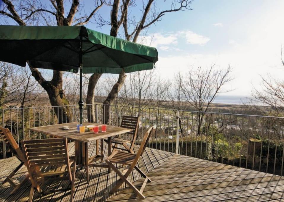 Cottage , Seaside Views, Quiet Beach, Awesome View Pendine Eksteriør bilde